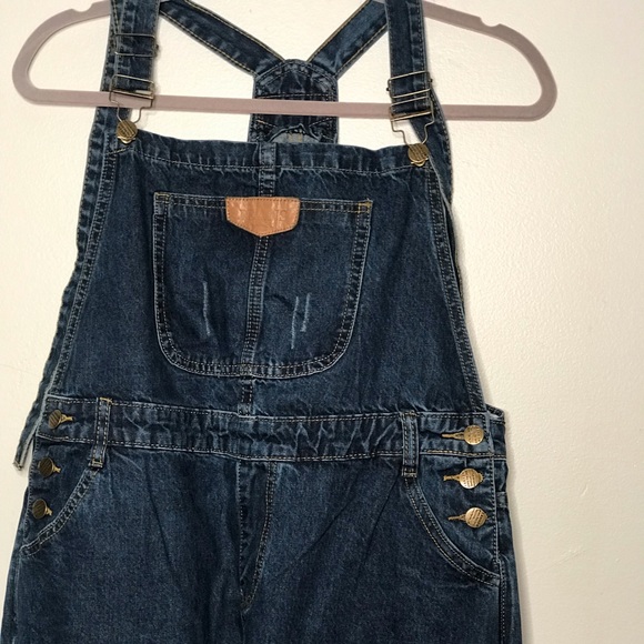 Overalls - Picture 2 of 11